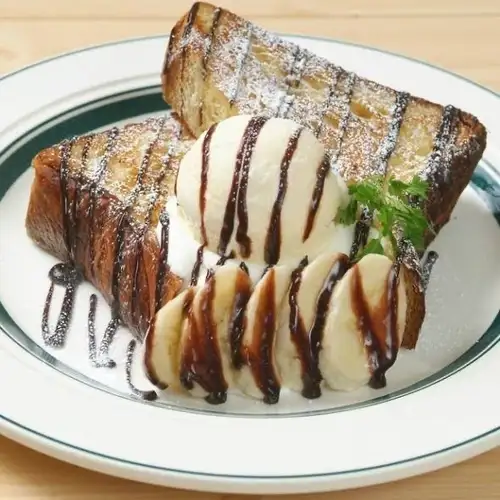 Chocolate banana French toast. チョコバナナトースト