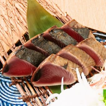 Grilled bonito straw separately