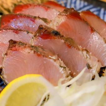 Yellowtail straw-grilled lunch