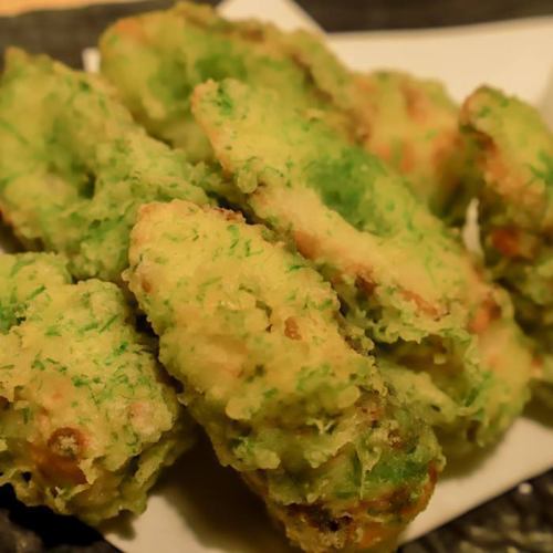 Green chikuwa tempura