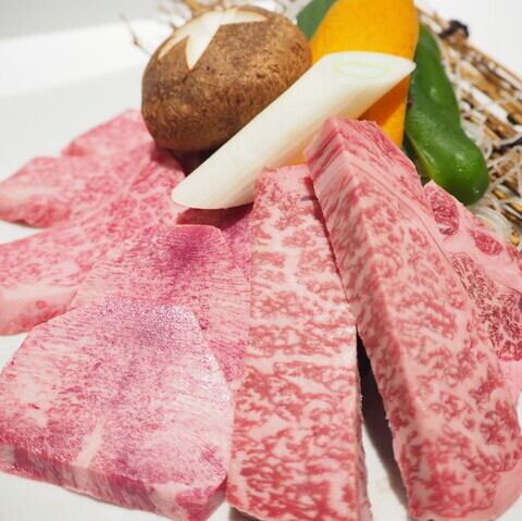 昼飲み大歓迎!焼肉×お酒で至福のひととき。