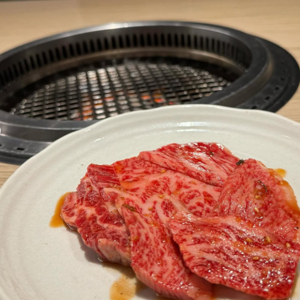 【厳選肉の極み!】◎カルビ&ロースで味わう至福のひととき