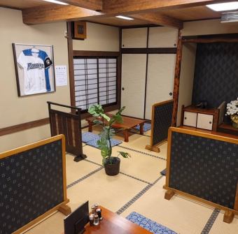 A spacious tatami room is also available.