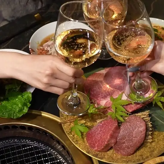 上質なお肉とともにお祝いなどに最適♪クーポンもございます♪