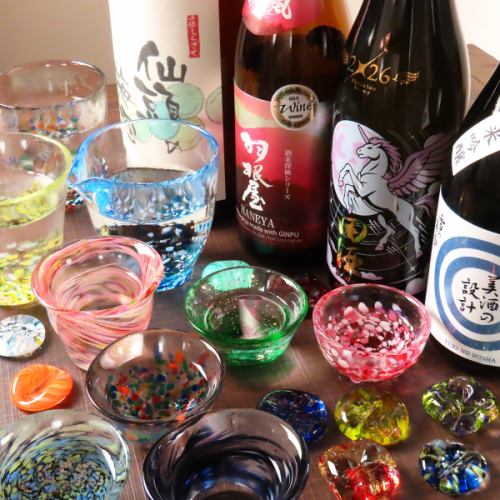 豊富な種類のお酒を楽しむ