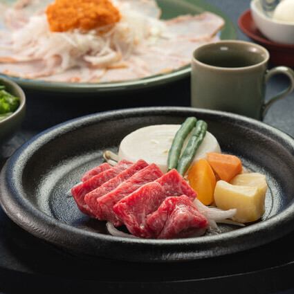 北海道・サロマ湖の大自然で育ったサロマ黒牛ロースステーキランチコース（140g）　5390円(税込)