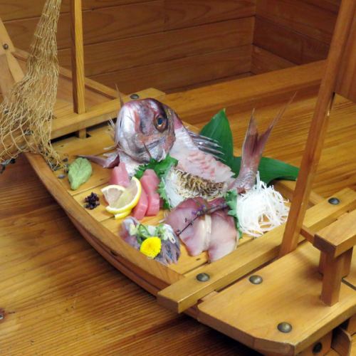 市場直送鮮魚の極上刺身