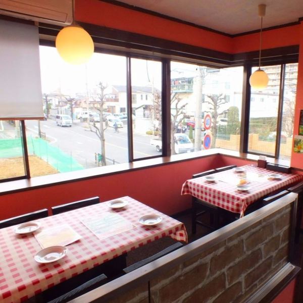 【Various seating types available】 5 minutes on foot from Minami Hogagaya Station! Inside the apartment there are various seating types such as table seat, cushioning seat, counter seat etc, as well as single room so that only 1 person You can use it for various scenes from group to group.