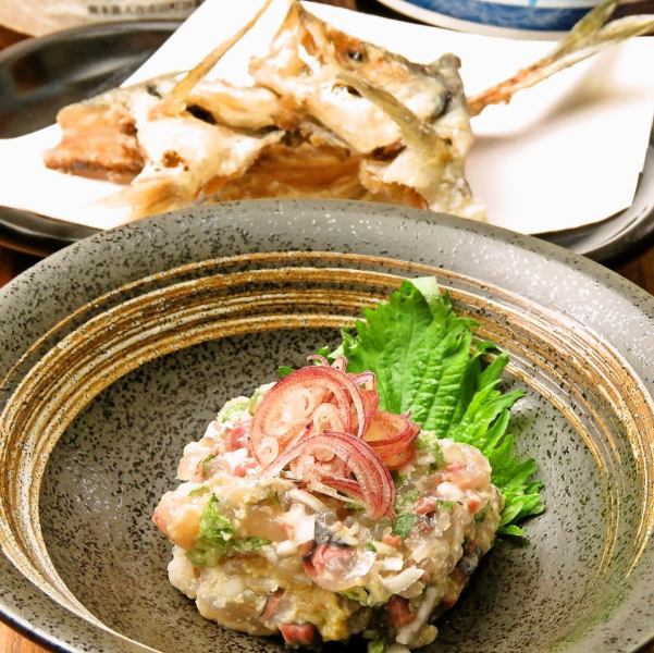 Ikizukuri that scoops and handles the horse mackerel that swims in the cage in the store after receiving your order! Excellent freshness! There is no doubt that it goes well with sake ◎