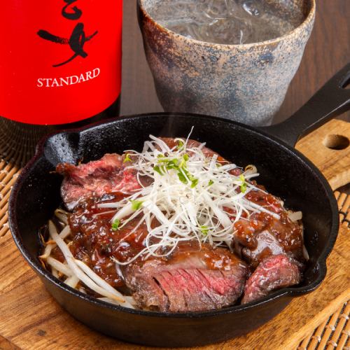 牛の鉄板ステーキ