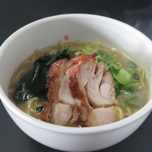 黄金鶏ラーメン