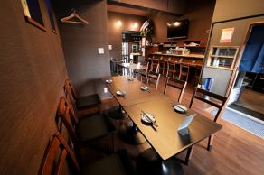 [Private room 20 x 1 (non-smoking)] Banquets can be reserved for a minimum of 14 people and a maximum of 20 people.Enjoy a toast together over our signature charcoal grilled and seafood dishes. Whether it's a company banquet or a launch party, you can enjoy a private party with a sense of unity without worrying about those around you.Please feel free to contact us regarding the number of people, budget, and menu details!