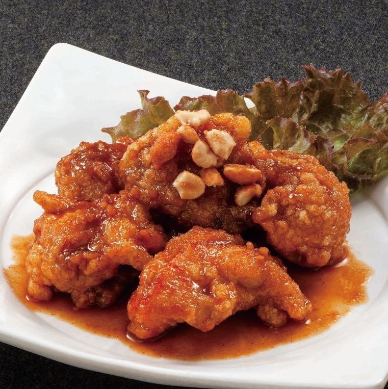 韓国ではもう定番の鶏料理ヤンニョムチキン♪お酒との相性抜群！