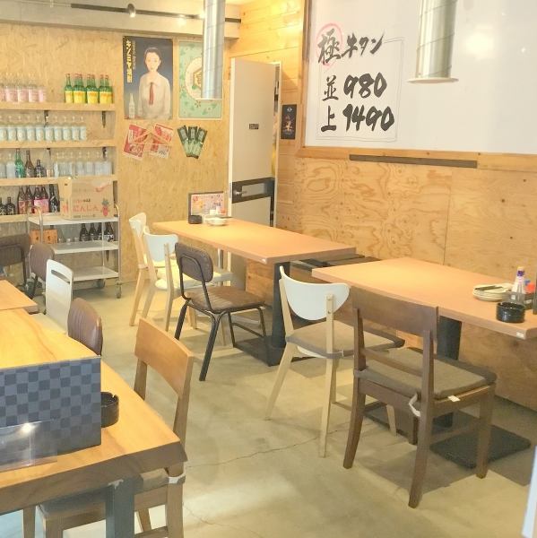 It is a private room seat like a hideaway that can be used for various situations.Various drinking parties and banquets such as entertainment, girls' association, joint party, birthday, anniversary, welcome and farewell party in Hatogaya are decided at our shop!