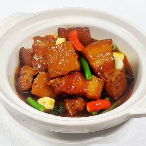 Stewed pork belly cubes favored by Mao Zedong