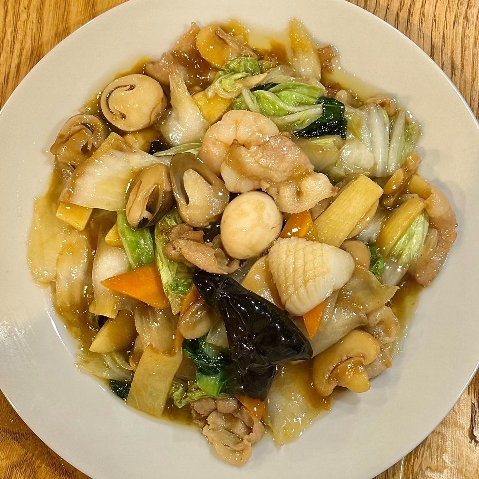 オトクなランチ定食もございます！