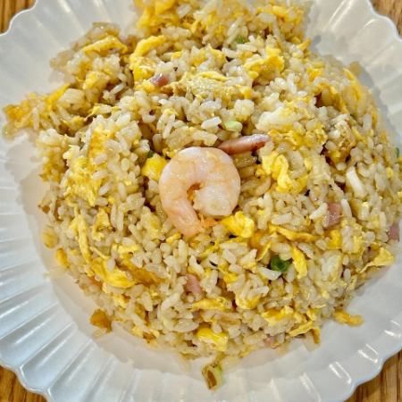 エビチャーハン