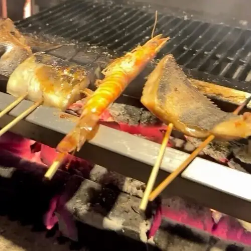 【香ばしい香り漂う】炭火焼◆囲炉裏でじっくり焼き上げる旬の魚介類