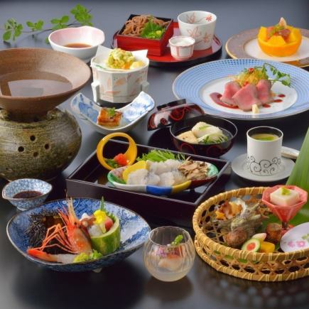 Specially Selected Kaiseki Course 24,200 yen ~ December Menu ~