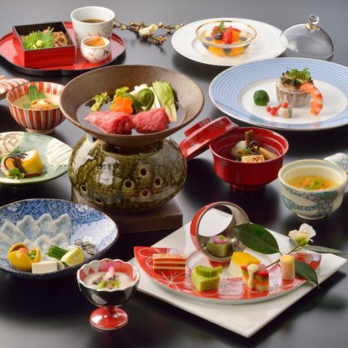 We have gorgeous kaiseki course from 4000 yen level to many
