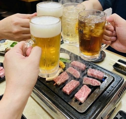 メリークリスマス！🥩

そして、2025年も残りわずかとなりましたね。

魚津焼肉 桃園です。

クリスマスが終われば、いよいよ年末のラストスパート！🏃‍♂️💨

今年一年頑張った自分へ、

そして支えてくれた仲間や家族へ。

「2025年の焼肉食べ納め」のご予約はお済みですか？

年末年始は混み合いますので、

「絶対に桃園の肉で締めくくりたい！」という方は、

今のうちにご予約をお願いいたします🙇‍♂️

極上の和牛をご用意して、皆様のご来店をお待ちしております！

【年末年始の営業について】

年内最終：12/30

年始開始：1/3

📍 魚津焼肉 桃園

富山県魚津市釈迦堂1-15-15

☎️ 0765-22-8870

#魚津 #魚津市 #魚津焼肉 #魚津グルメ #忘年会 仕事納め 焼肉食べ納め 肉納め 富山グルメ 焼肉桃園 年末年始 家族ご飯 肉好きな人と繋がりたい