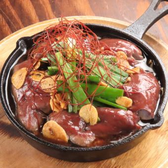 美味!紅酒炒北海道牛肝和韭菜