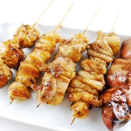 定番焼き鳥たくさん！盛り合わせも！