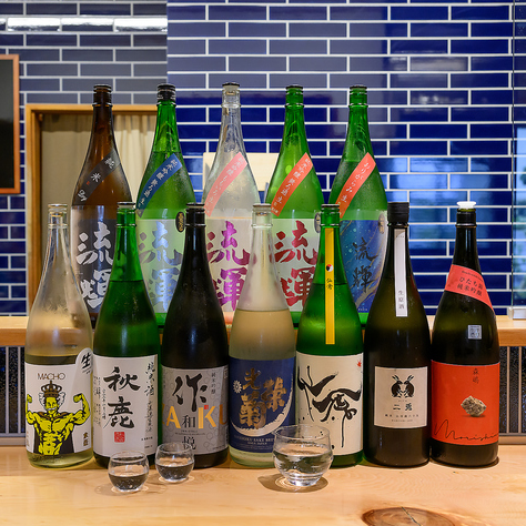 日本全国各地から取り寄せた40種以上の日本酒をご用意◎
