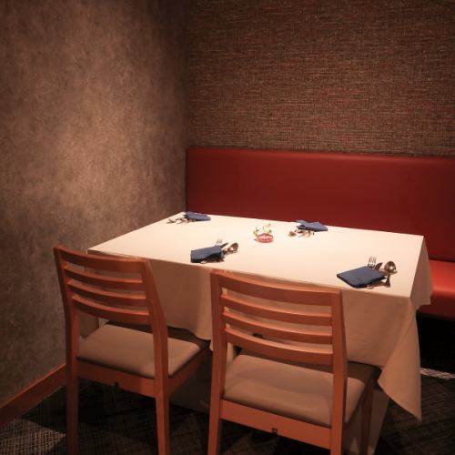 【半個室】お洒落な店内はデートにも