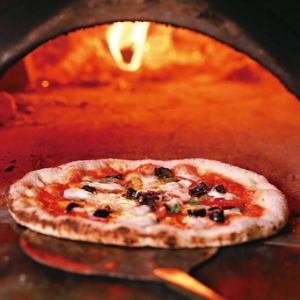 ピザのテイクアウトもできマス!(要予約)