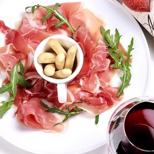 ワインのおともに!スペイン産生ハム、ハモンセラーノ