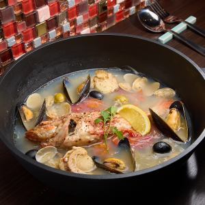 本日の鮮魚　アクアパッツァ