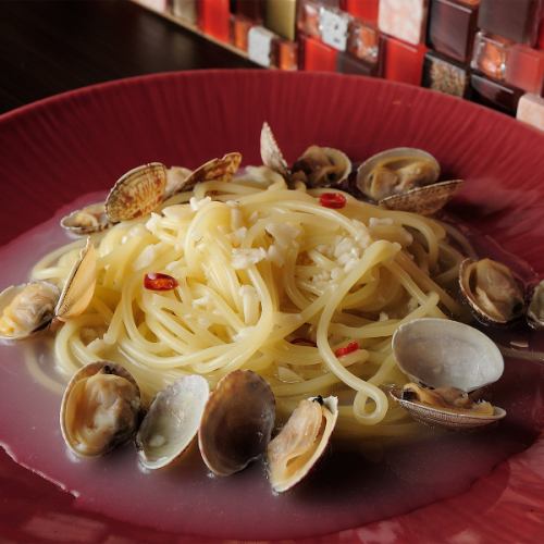 大粒あさりのボンゴレビアンコ昆布添え