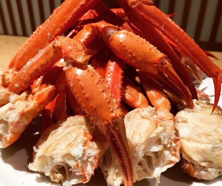 steamed snow crab