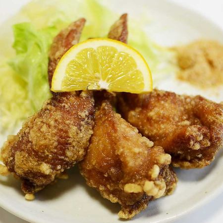 Boneless fried chicken wings