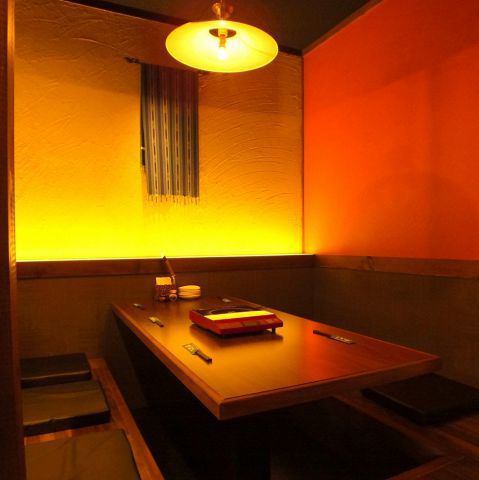The calm interior with moderate partition is perfect for a date ♪