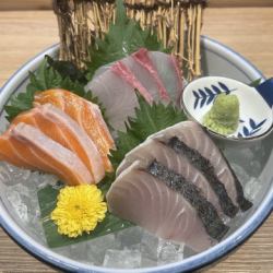 お刺身盛り合わせ1人前(3点盛)