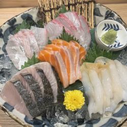お刺身盛り合せ(5点盛)