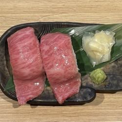 霜降り赤身の肉寿司