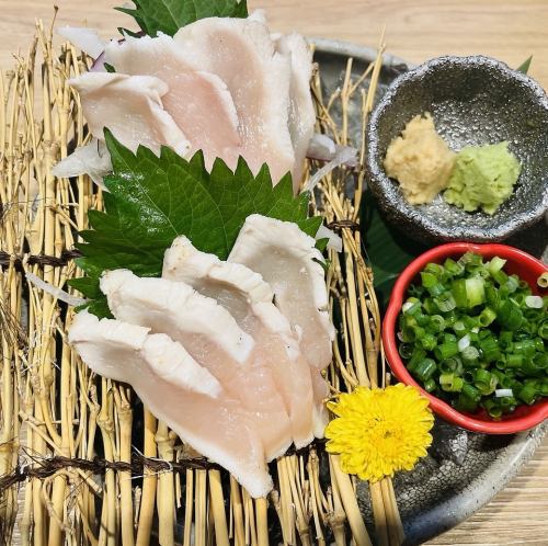 お酒がすすむ自慢の一品料理が充実◎