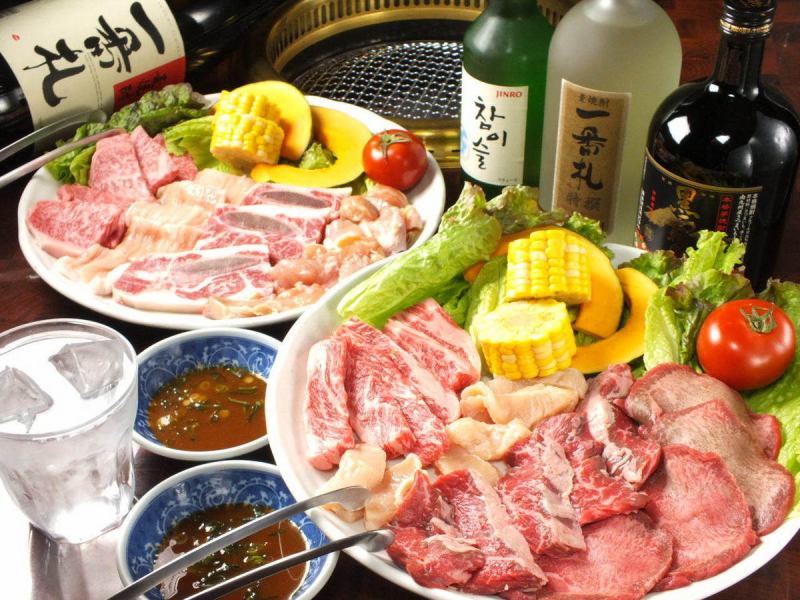 With 8 carefully selected ingredients! [Mixed large 800g] A set packed with recommendations such as Wagyu beef loin, upper mino, and upper ribs!