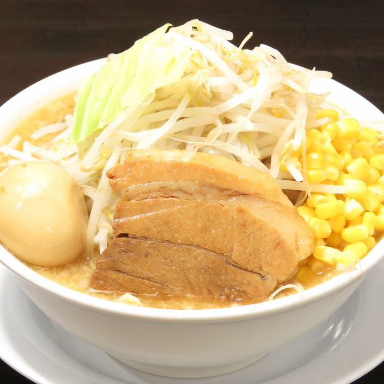 二郎系ラーメン 麺匠 やま虎 本通り本店 公式