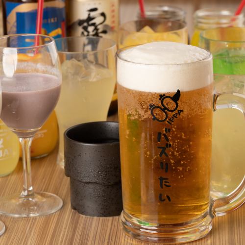 Served with Ichiba original mug! Skewers x beer are the best ♪