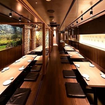 会社宴会などにもピッタリ！広々とした空間は最大80名様のご宴会可能です。