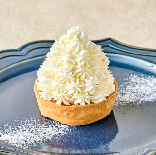 White Rare Cheese Tart