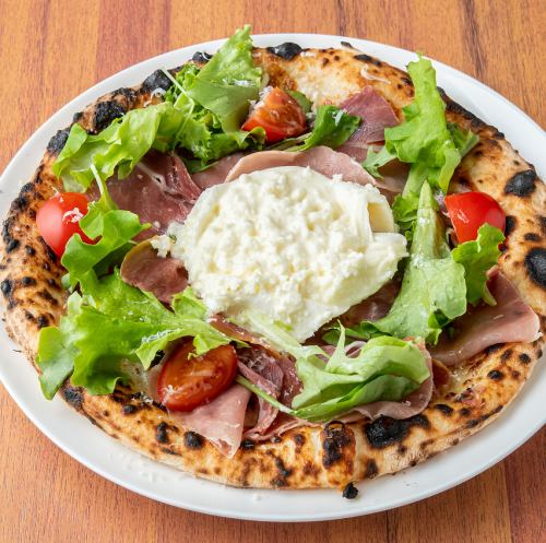 十勝ブラータチーズと切り立て生ハム