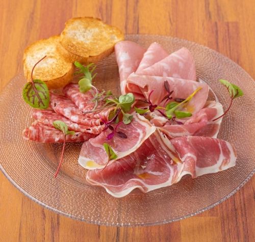 切りたてハム３種盛