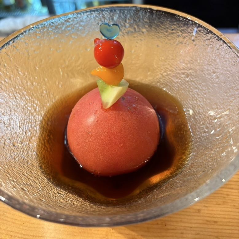 昆布、煮干し、カツオ節つゆの冷やし丸ごとトマト