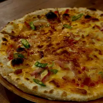 [SPYCY] Green chili peppers and bacon cheese