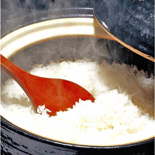 Freshly cooked clay pot white rice "Ginshari" (2 go)